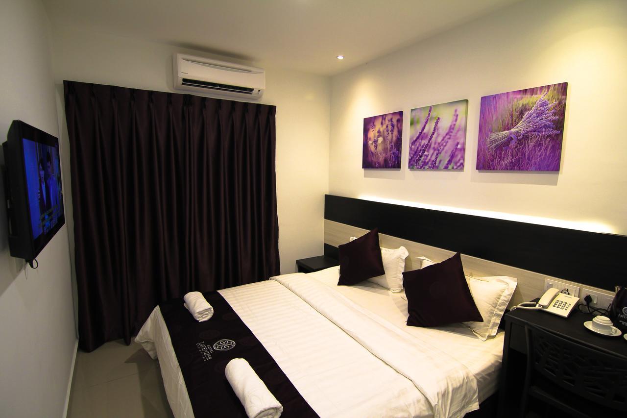 Hotel Lavender Senawang Серембан Екстериор снимка