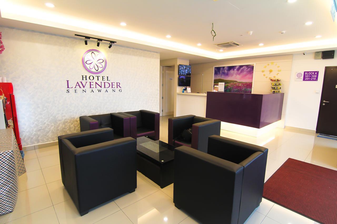 Hotel Lavender Senawang Серембан Екстериор снимка