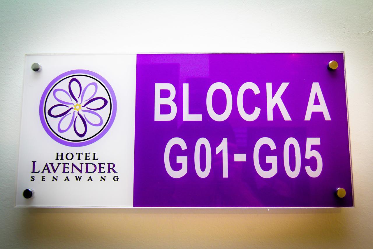Hotel Lavender Senawang Серембан Екстериор снимка