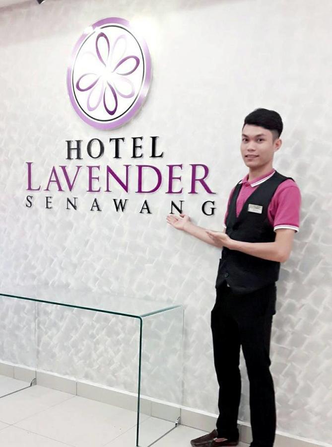 Hotel Lavender Senawang Серембан Екстериор снимка