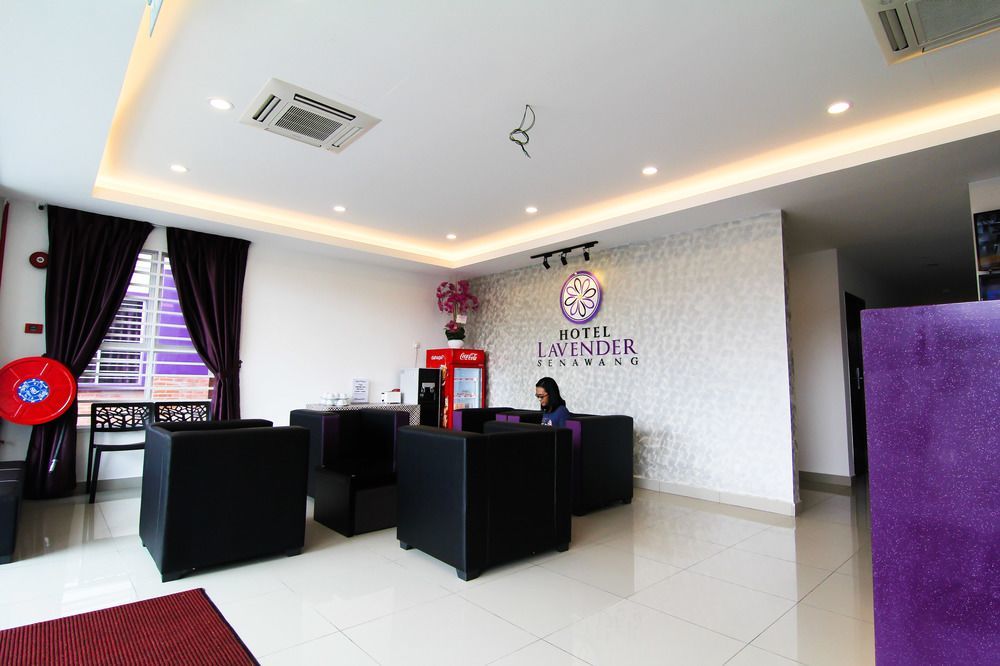Hotel Lavender Senawang Серембан Екстериор снимка